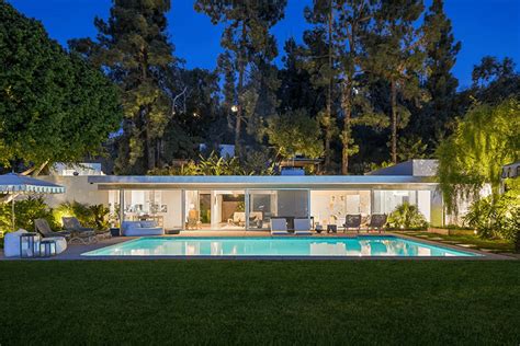 louting house